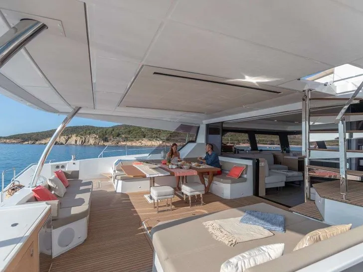 SAPPHIRE Fountaine Pajot Alegria 67 - aft deck SAPPHIRE Fountaine Pajot Alegria 67 - aft deck