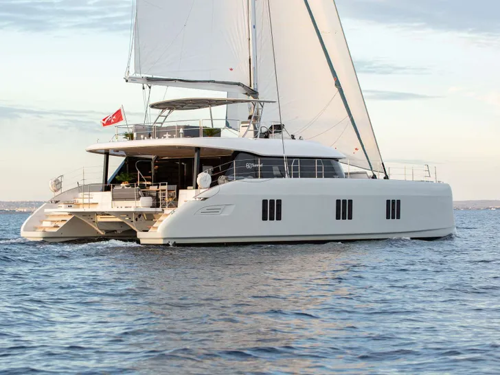 OYA Sunreef 60 - profile OYA Sunreef 60 - profile