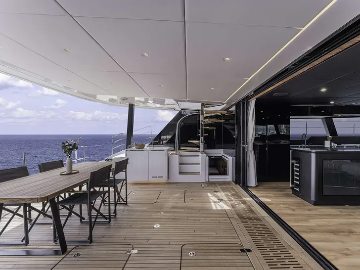 OYA Sunreef 60 - aft deck dining area OYA Sunreef 60 - aft deck dining area