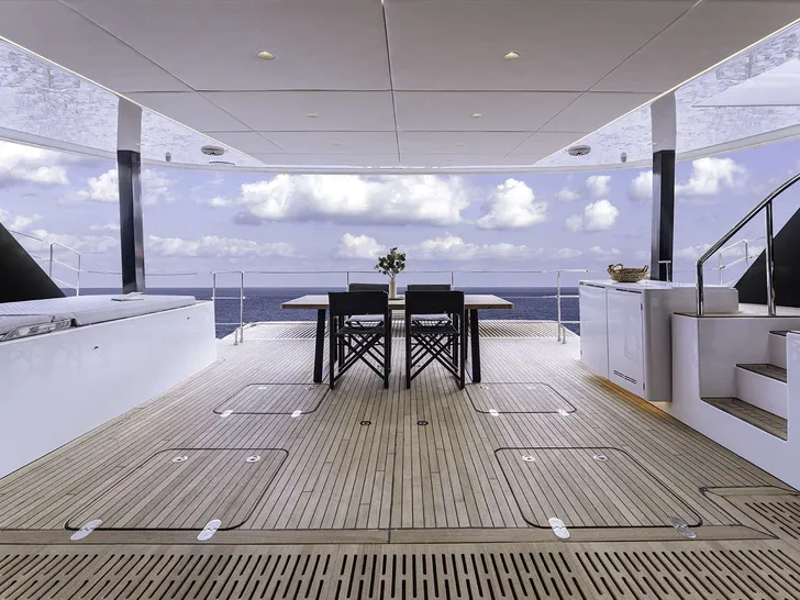 OYA Sunreef 60 - aft deck OYA Sunreef 60 - aft deck
