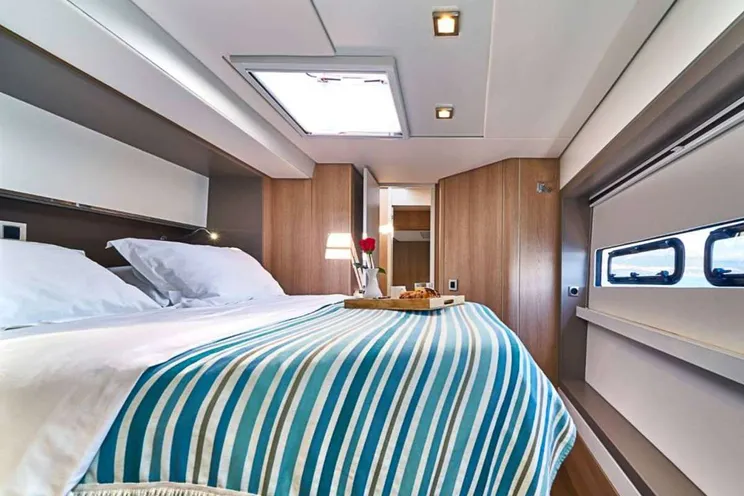 Charter Yacht CHILLIN' HUT - Bali 5.4 - 4 Cabins - Tortola - Anegada - Virgin Gorda - BVI - Caribbean