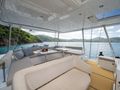 LUNAR ARC Bali 5.4 - flybridge LUNAR ARC Bali 5.4 - flybridge