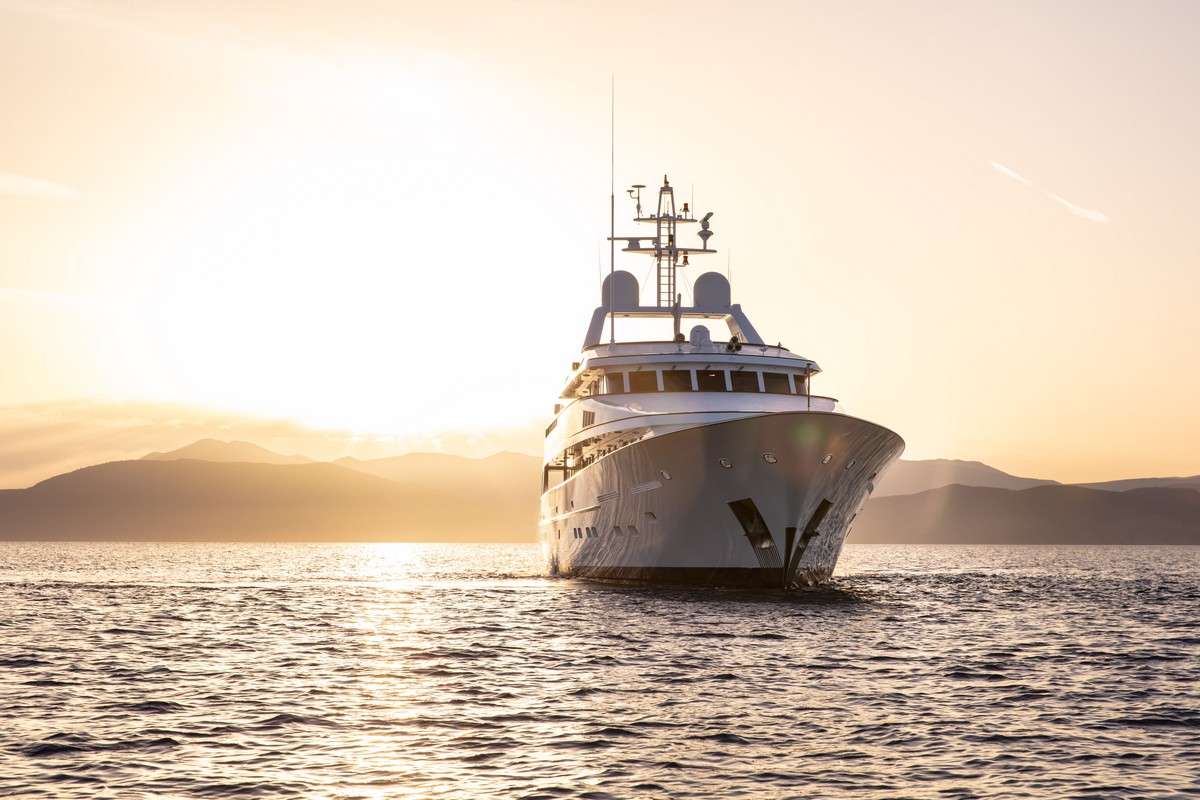 Charter Yacht KASSANDRA - Feadship 47m - 7 Cabins - Athens - Mykonos - Paros - Cyclades - Greece
