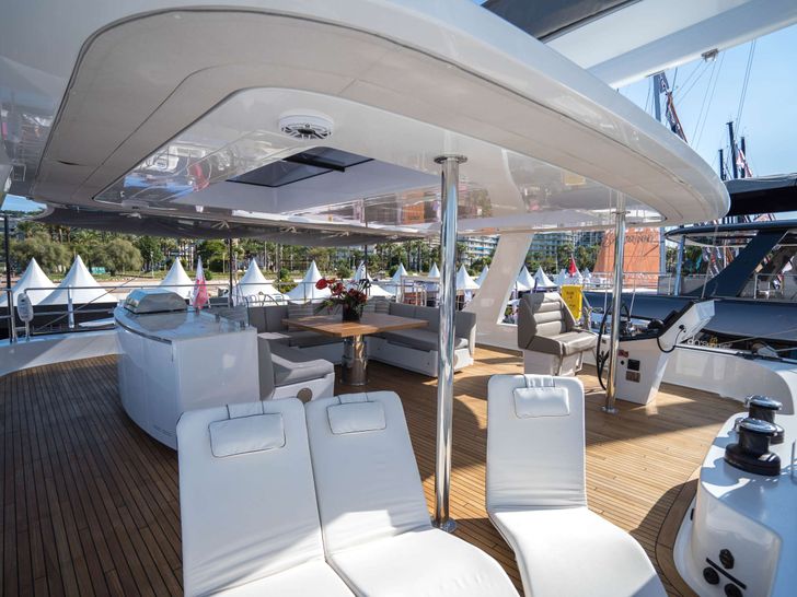 ANKAWER VI Sunreef 70 - flybridge ANKAWER VI Sunreef 70 - flybridge