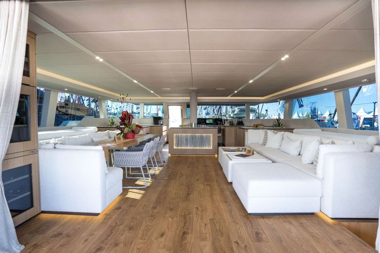 Charter Yacht ANKAWER VI - Sunreef 70 - 4 Cabins - Nassau - Exumas - Bahamas