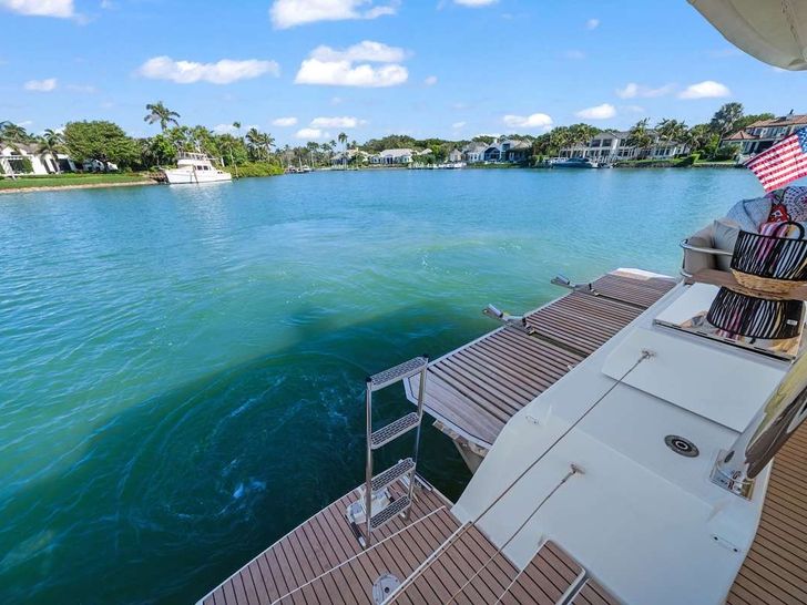 HALCYON Fountaine Pajot Aura 51 - swim platform HALCYON Fountaine Pajot Aura 51 - swim platform