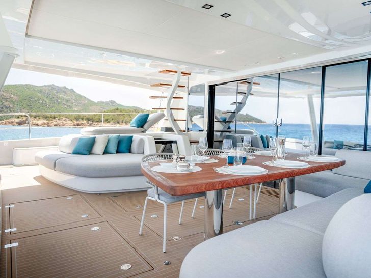 SPIRIT OF PONANT Lagoon Seventy 7 - main aft deck SPIRIT OF PONANT Lagoon Seventy 7 - main aft deck