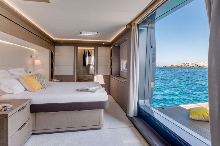 Charter Yacht LA DÉSIRADE - Lagoon Seventy 7 - 4 Cabins - Bonifacio - Ajaccio - Corsica