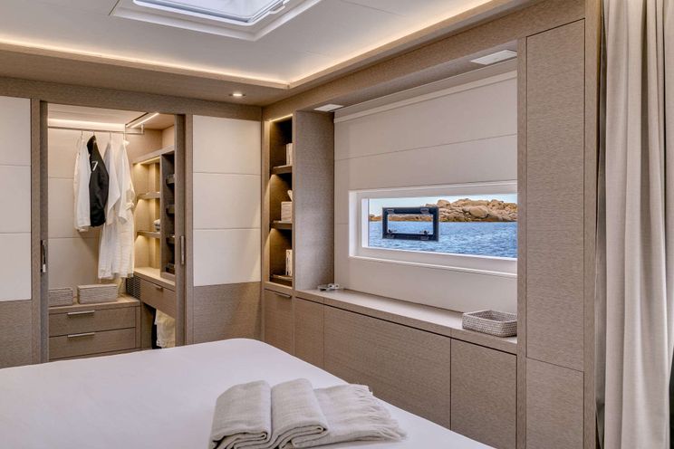 Charter Yacht LA DÉSIRADE - Lagoon Seventy 7 - 4 Cabins - Bonifacio - Ajaccio - Corsica