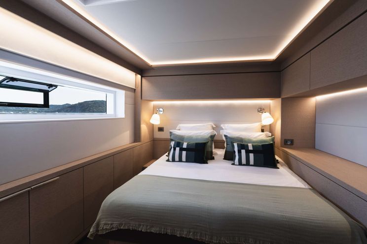 Charter Yacht LA DÉSIRADE - Lagoon Seventy 7 - 4 Cabins - Bonifacio - Ajaccio - Corsica