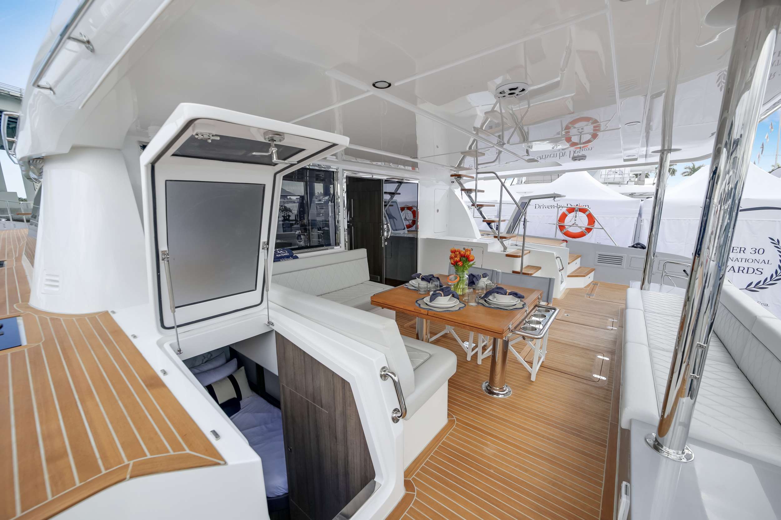 Charter Yacht RUMRUNNER - Seaview 59 - 5 Cabins - Tortola - Anegada - Virgin Gorda - BVI - Caribbean