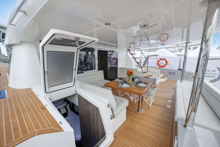 Charter Yacht RUMRUNNER - Seaview 59 - 5 Cabins - Tortola - Anegada - Virgin Gorda - BVI - Caribbean