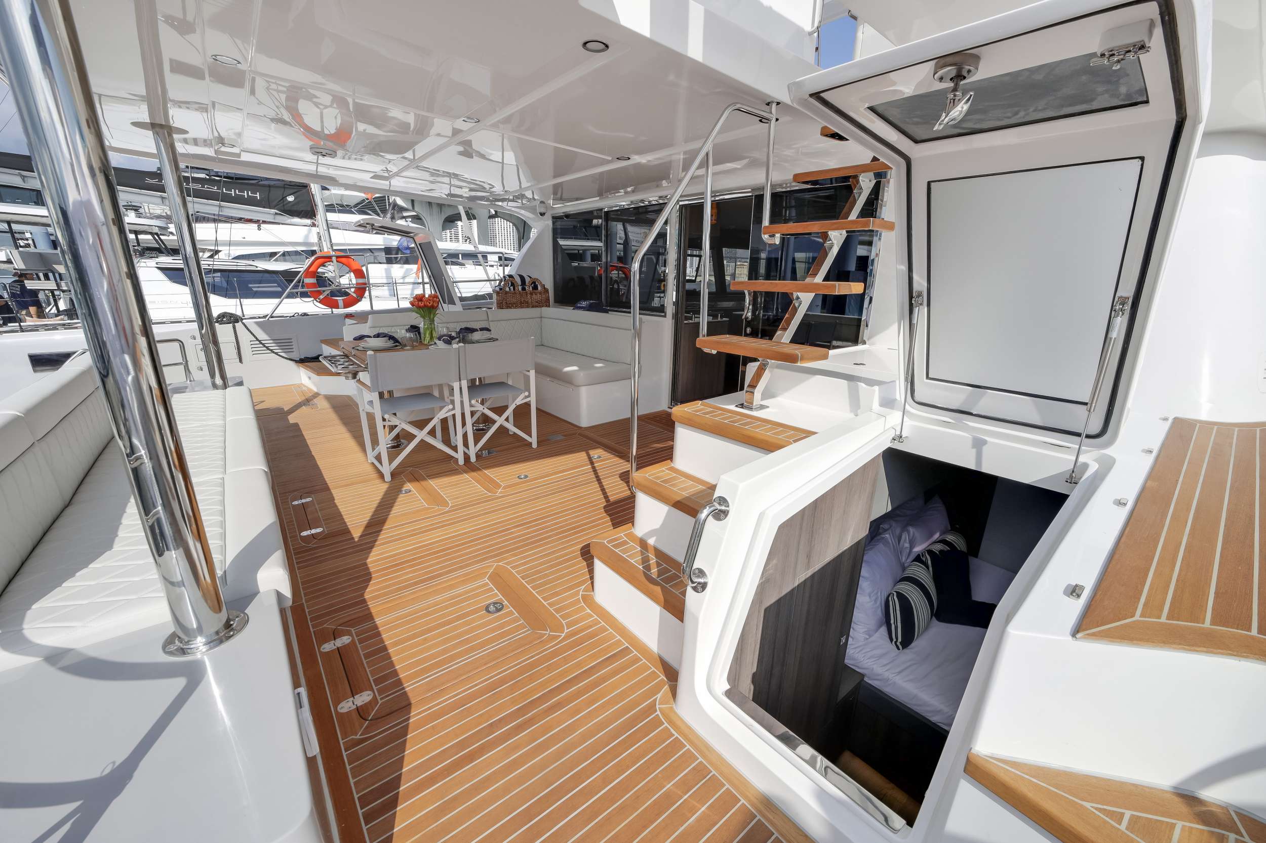 Charter Yacht RUMRUNNER - Seaview 59 - 5 Cabins - Tortola - Anegada - Virgin Gorda - BVI - Caribbean