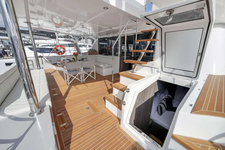 Charter Yacht RUMRUNNER - Seaview 59 - 5 Cabins - Tortola - Anegada - Virgin Gorda - BVI - Caribbean