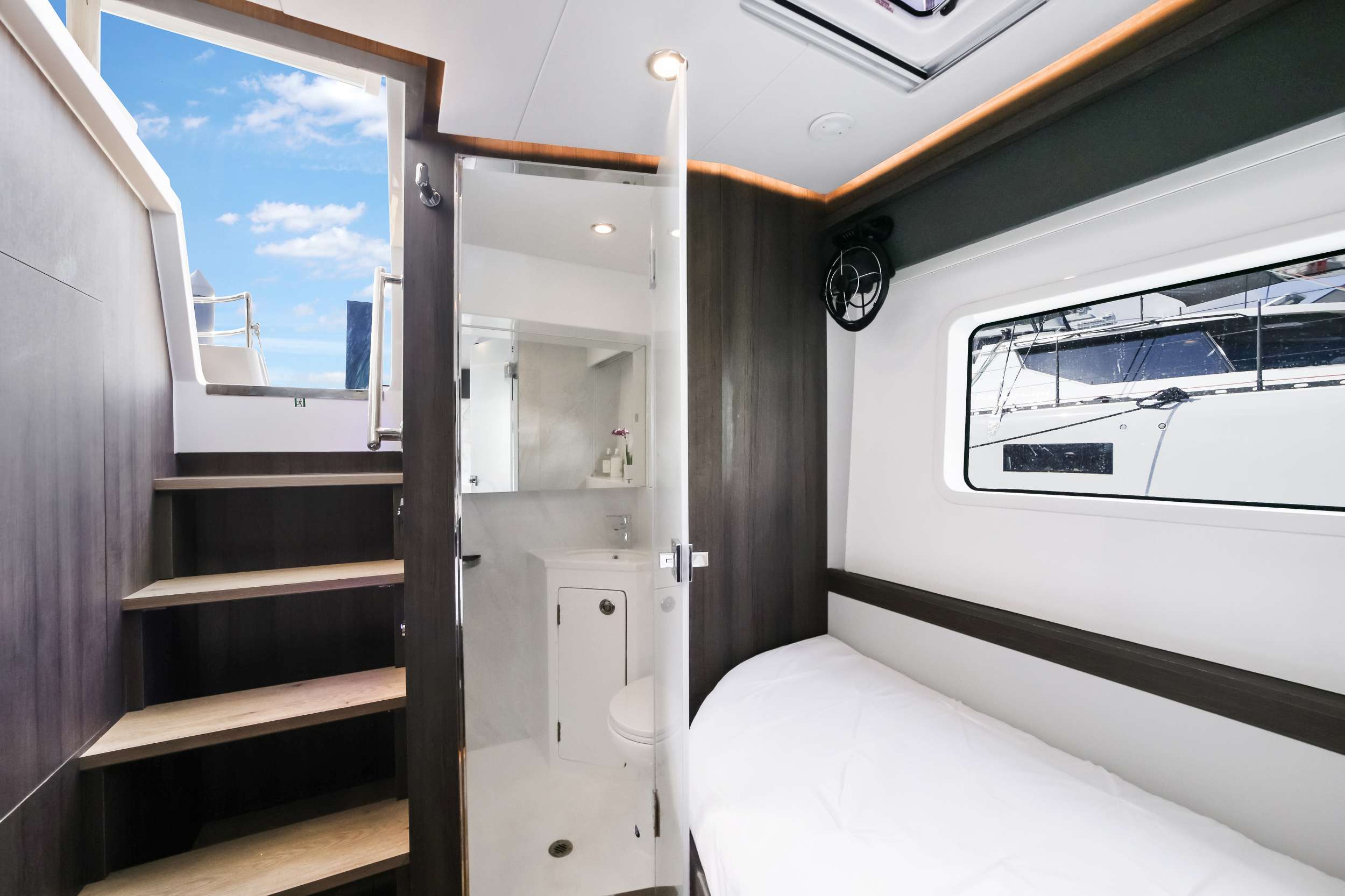 Charter Yacht RUMRUNNER - Seaview 59 - 5 Cabins - Tortola - Anegada - Virgin Gorda - BVI - Caribbean