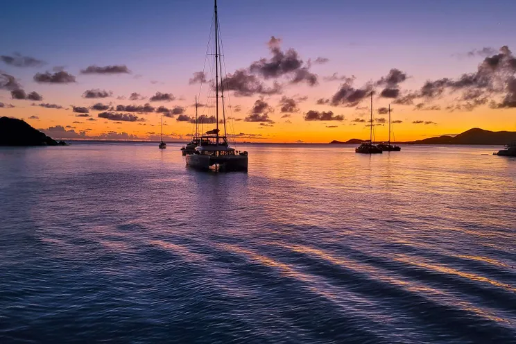 Charter Yacht NEON MOON - Lagoon 450 - 3 Cabins - Tortola - Anegada - Virgin Gorda - BVI - Caribbean