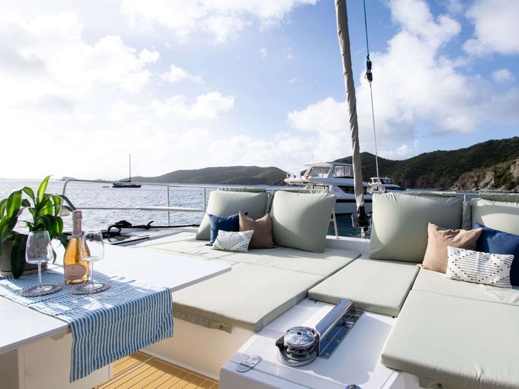 Allegra Forward Lounge Allegra Forward Lounge