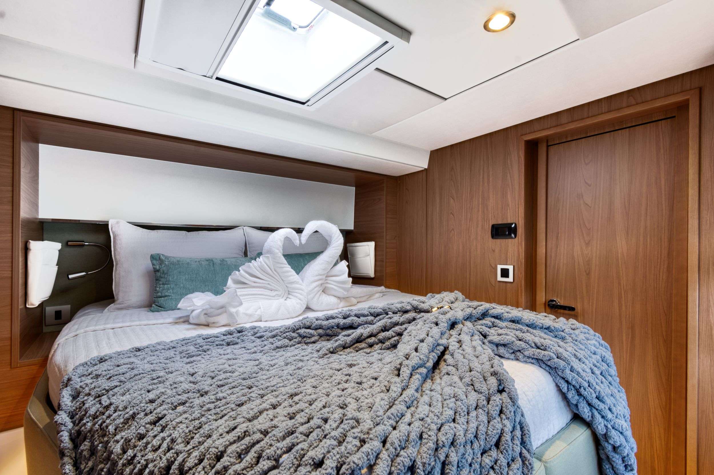 Charter Yacht ALLEGRA - Bali 5.4 - 4 Cabins - Tortola - Anegada - Virgin Gorda - BVI - Caribbean