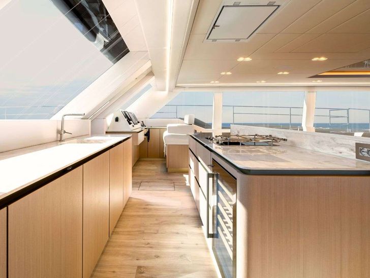 TESNI Sunreef 80 - Kitchen TESNI Sunreef 80 - Kitchen