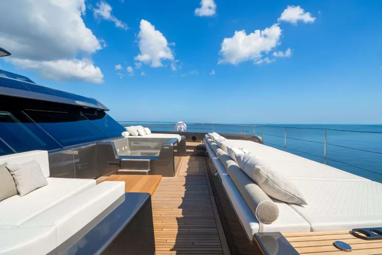 Charter Yacht TESNI - Sunreef 80 Power Eco - 4 Cabins - Tortola - Virgin Gorda - Anegada - British Virgin Islands