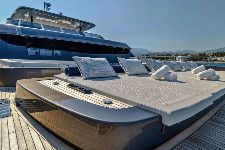 Charter Yacht TESNI - Sunreef 80 Power Eco - 4 Cabins - Tortola - Virgin Gorda - Anegada - British Virgin Islands