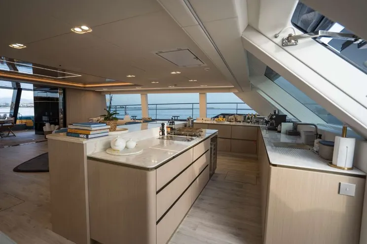 Charter Yacht TESNI - Sunreef 80 Power Eco - 4 Cabins - Tortola - Virgin Gorda - Anegada - British Virgin Islands - Caribbean - Western Mediterranean