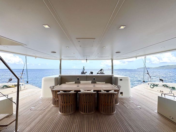 LITTLE GIANT Sunreef 88 Double Deck - Aft Al Fresco Lounge LITTLE GIANT Sunreef 88 Double Deck - Aft Al Fresco Lounge