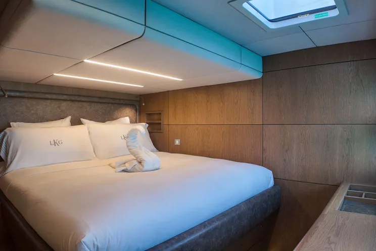 Charter Yacht LITTLE GIANT - Sunreef 88 Double Deck - 4 Cabins - St. Martin - St. Barths - Anguilla - Leeward Islands - Caribbean