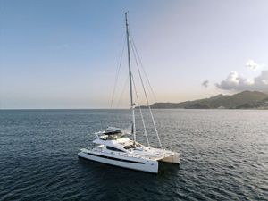 AVANTI - Privilege 745 - 4 Cabins - St Martin - St Barths - Leewards - Caribbean AVANTI - Privilege 745 - 4 Cabins - St Martin - St Barths - Leewards - Caribbean