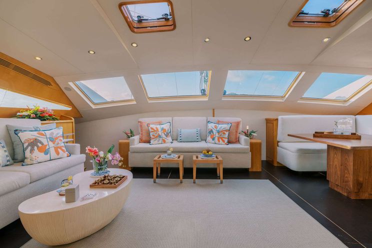 Charter Yacht AVANTI - Privilege 745 - 4 Cabins - St Martin - St Barths - Leewards - Caribbean