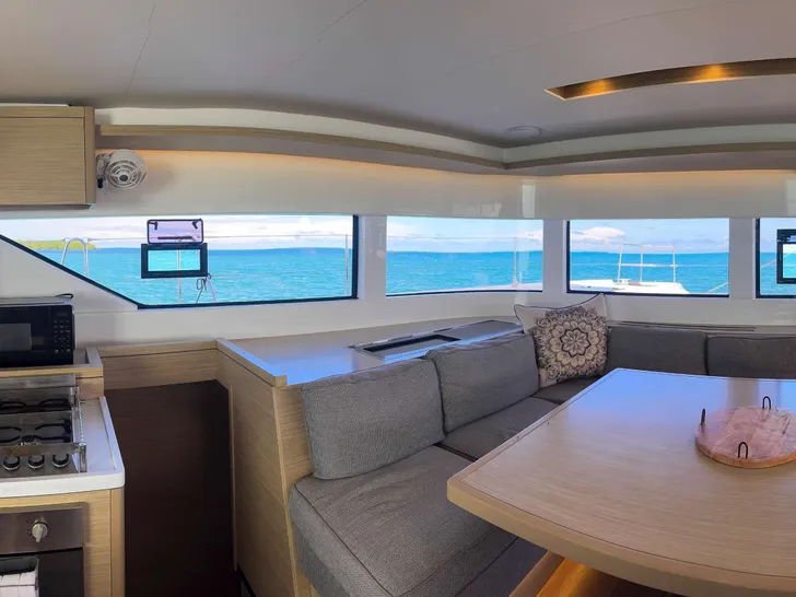 BELLISSIMA Lagoon 51 - saloon dining area BELLISSIMA Lagoon 51 - saloon dining area