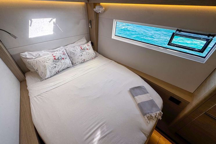 Charter Yacht BELLISSIMA - Lagoon 51 - 5 Cabins - Drowned Cayes - Goff's Caye - St. George`s Caye - Belize