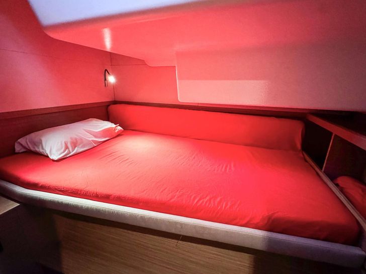 BELLISSIMA Lagoon 51 - crew cabin BELLISSIMA Lagoon 51 - crew cabin