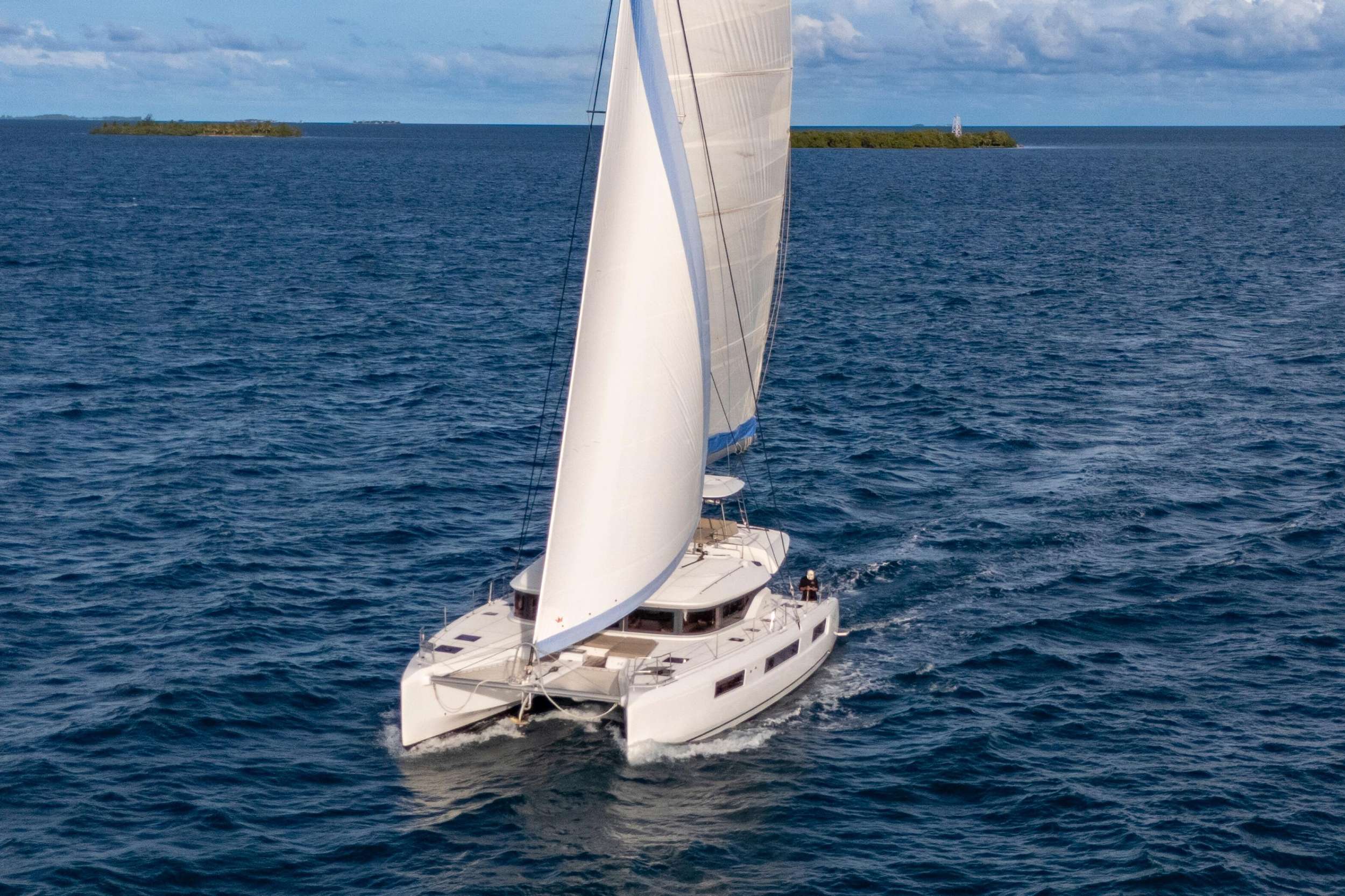 Charter Yacht BELLISSIMA - Lagoon 51 - 5 Cabins - Drowned Cayes - Goff's Caye - St. George`s Caye - Belize