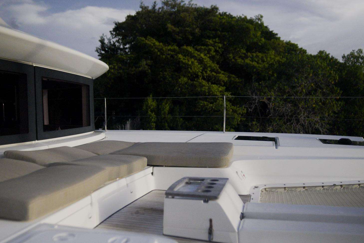 Charter Yacht BELLISSIMA - Lagoon 51 - 5 Cabins - Drowned Cayes - Goff's Caye - St. George`s Caye - Belize