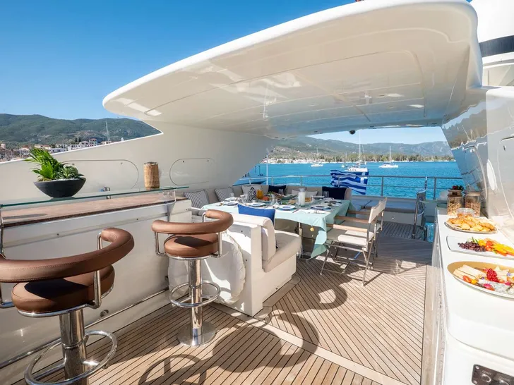 LIBERDADE ISA 133 - sundeck LIBERDADE ISA 133 - sundeck