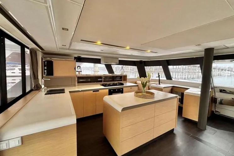 Charter Yacht BACCHUS - Fountaine Pajot Samana 59 - 4 Cabins - Tortola - Anegada - Virgin Gorda - BVI - Caribbean