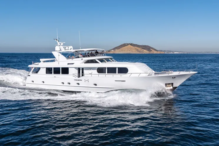 Charter Yacht MY LADY ALASKA - Broward 30m - 5 Cabins - Ketchikan - Bell Island - Alaska