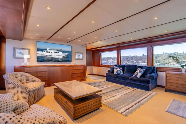 Charter Yacht MY LADY ALASKA - Broward 30m - 5 Cabins - Ketchikan - Bell Island - Alaska