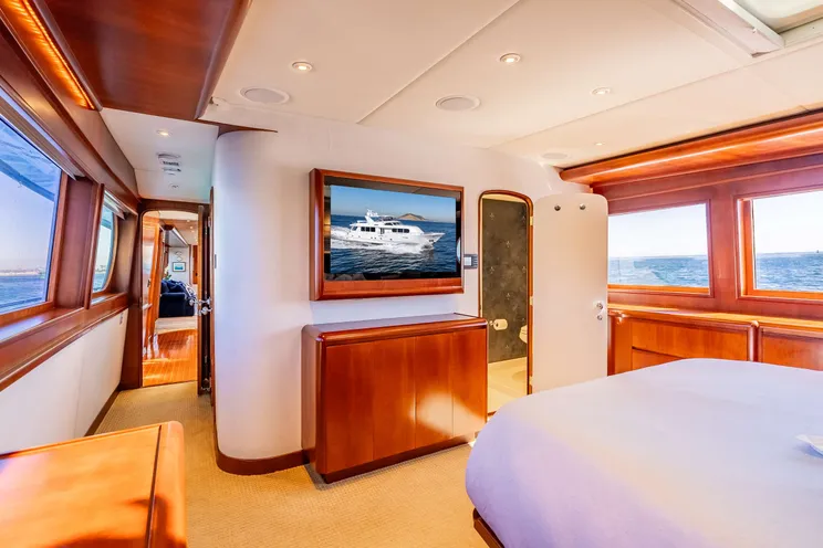 Charter Yacht MY LADY ALASKA - Broward 30m - 5 Cabins - Ketchikan - Bell Island - Alaska