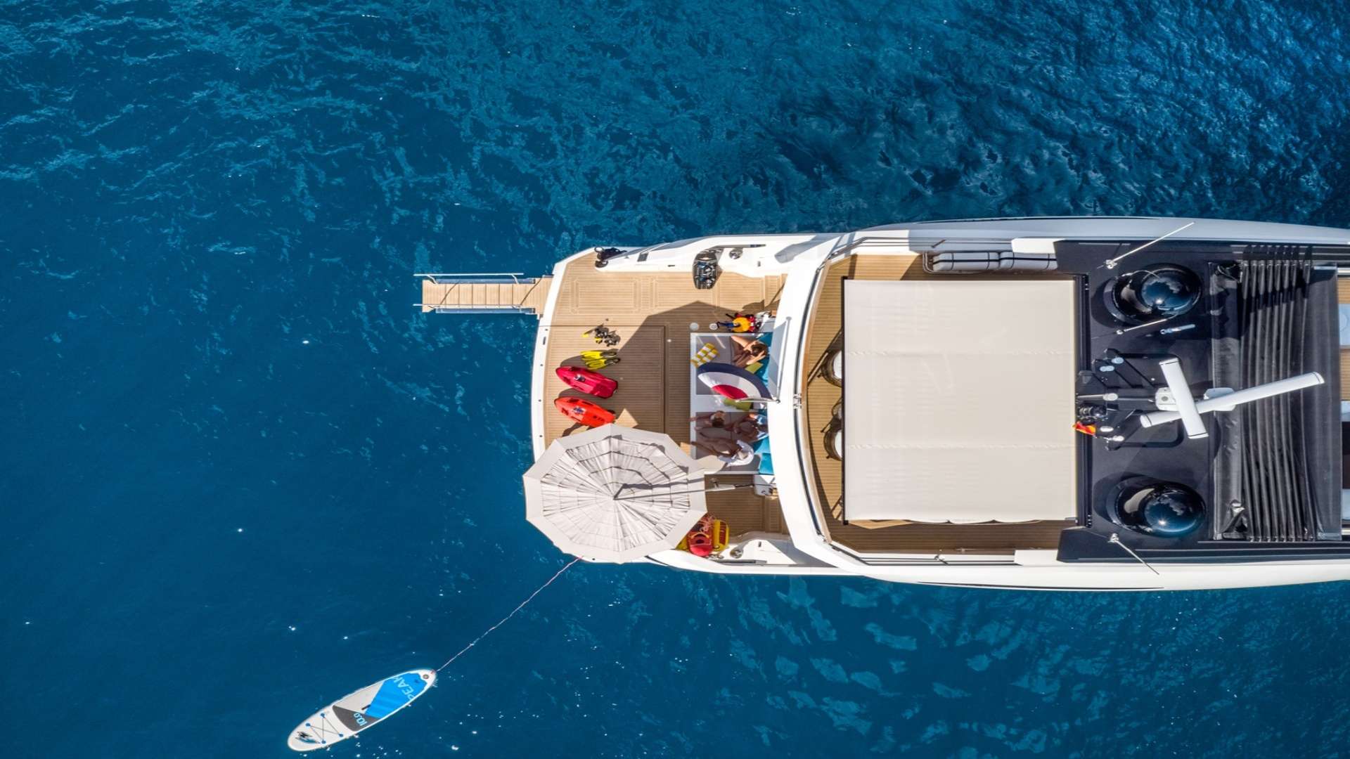 Charter Yacht 1 LORENA - Sunseeker 90 Ocean - 4 Cabins - Nassau - Exumas - Bahamas