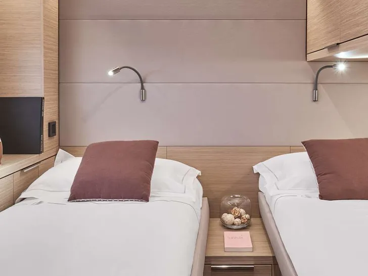 ADRIATIC PEARL Lagoon 55 - twin cabin ADRIATIC PEARL Lagoon 55 - twin cabin