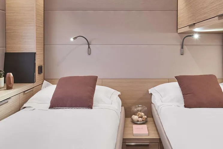 Charter Yacht ADRIATIC PEARL - Lagoon 55 - 5 Cabins - Split - Dubrovnik - Hvar - Croatia