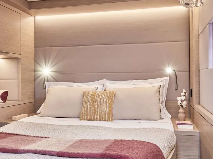 ADRIATIC PEARL Lagoon 55 - VIP cabin 1 ADRIATIC PEARL Lagoon 55 - VIP cabin 1