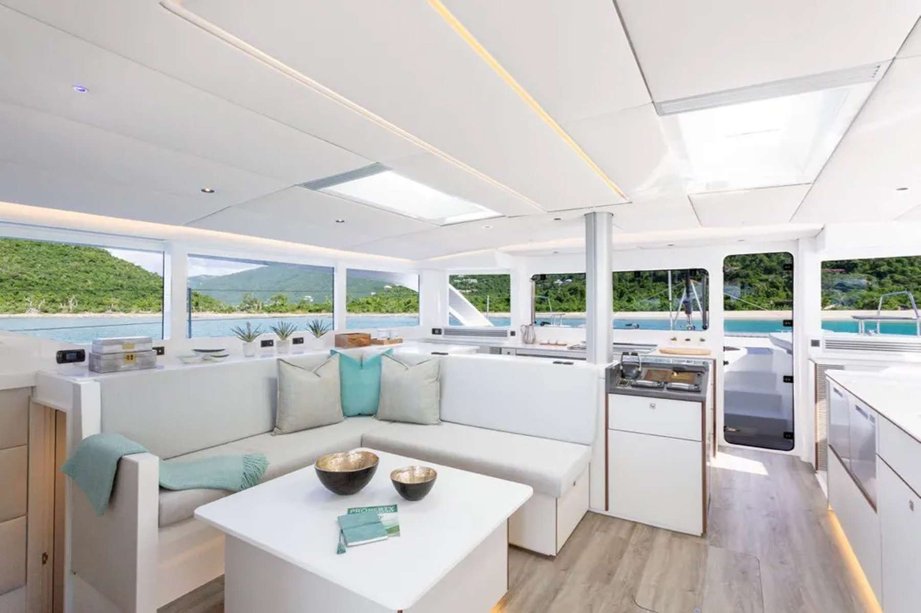 Charter Yacht CELESTINE - Voyage 590 - 5 Cabins - St Thomas - St John - St Croix - USVI - Caribbean