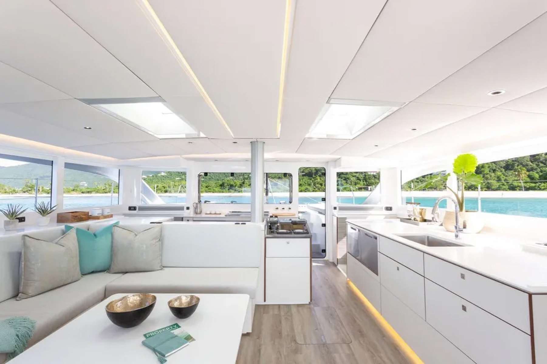 Charter Yacht CELESTINE - Voyage 590 - 5 Cabins - St Thomas - St John - St Croix - USVI - Caribbean