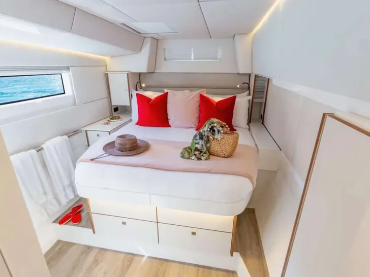 CELESTINE Voyage 590 - cabin 5 CELESTINE Voyage 590 - cabin 5