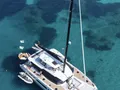TRANQUILA Fountaine Pajot Samana 59 - anchored aerial shot TRANQUILA Fountaine Pajot Samana 59 - anchored aerial shot