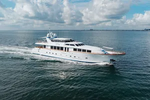 SKY - Broward Marine 35m - 4 Cabins - Nassau - Exumas - Bahamas SKY - Broward Marine 35m - 4 Cabins - Nassau - Exumas - Bahamas