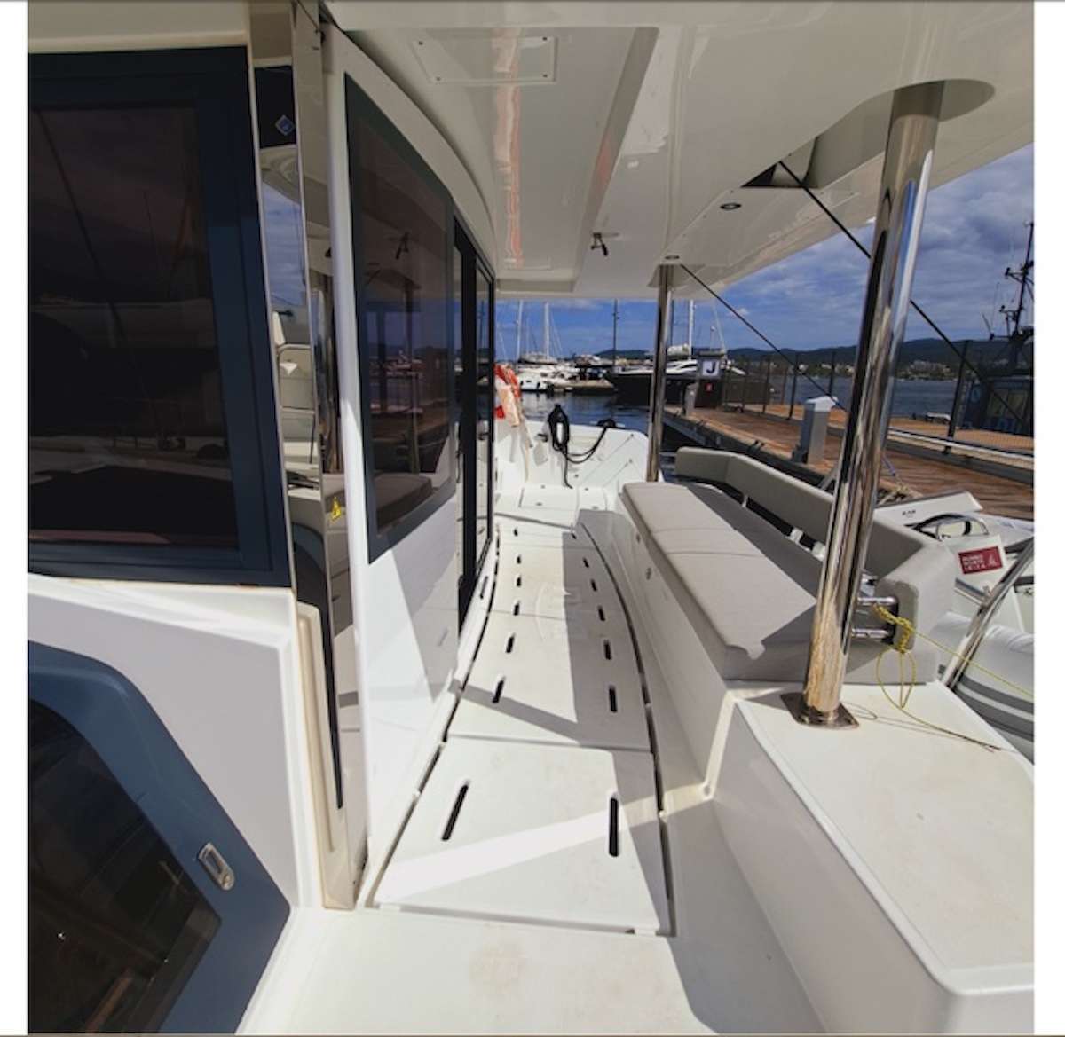 Charter Yacht LOBA DO MAR - Bali 4.6 - 5 Cabins - St Martin - St Barths - Leewards - Caribbean